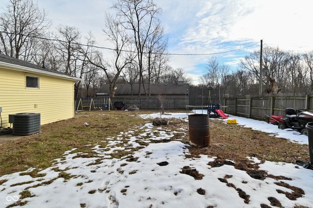 1617 N Raceway Road, Indianapolis, IN 46234