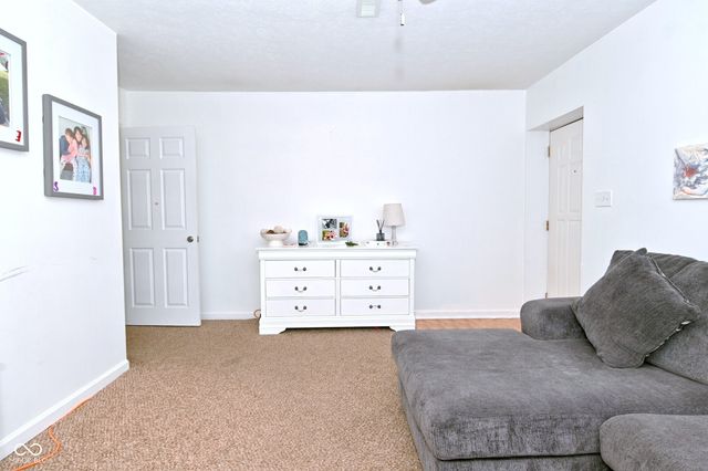 1617 N Raceway Road, Indianapolis, IN 46234