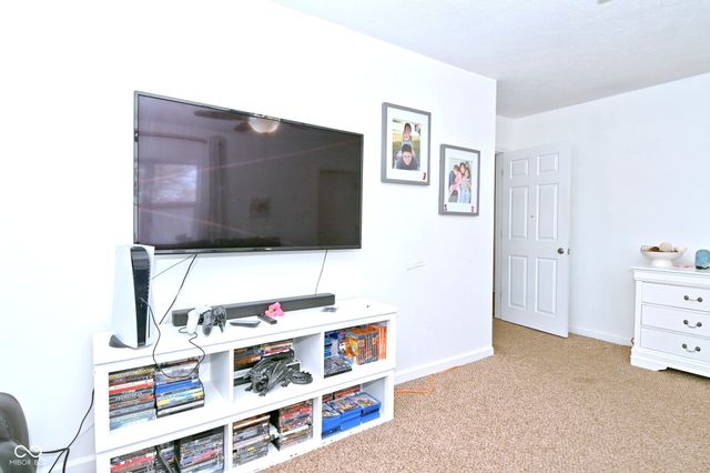 1617 N Raceway Road, Indianapolis, IN 46234