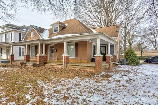 402 N Salisbury Avenue, Spencer, NC 28159