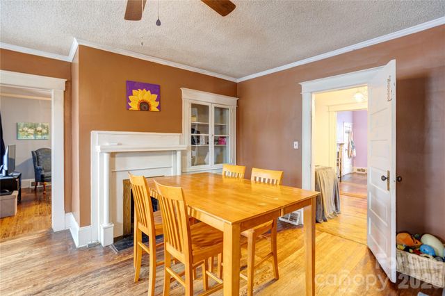 402 N Salisbury Avenue, Spencer, NC 28159