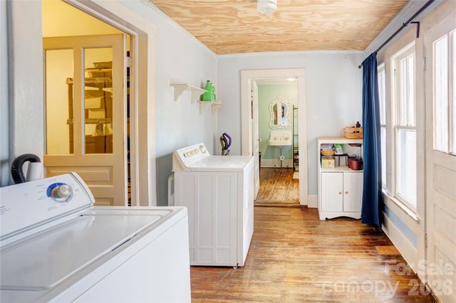 402 N Salisbury Avenue, Spencer, NC 28159