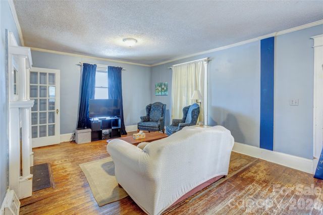 402 N Salisbury Avenue, Spencer, NC 28159