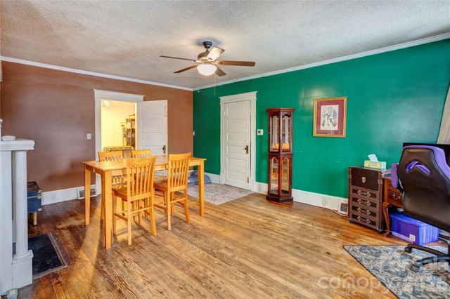 402 N Salisbury Avenue, Spencer, NC 28159