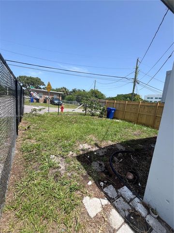 1430 NW 7th St, Fort Lauderdale, FL 33311