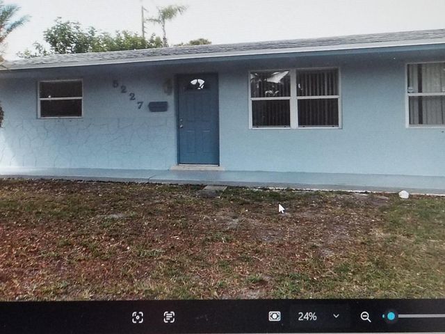 5227 SW 94th Avenue, Cooper City, FL 33328