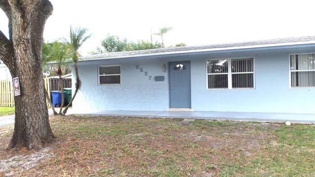 5227 SW 94th Avenue, Cooper City, FL 33328