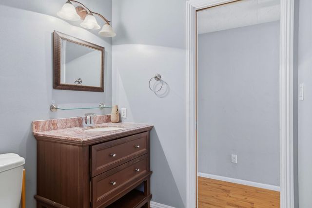 6298 Fairview Dr, Pollock Pines, CA 95726