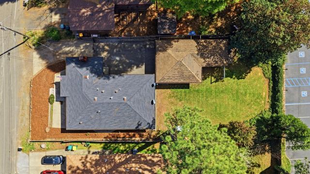 6298 Fairview Dr, Pollock Pines, CA 95726