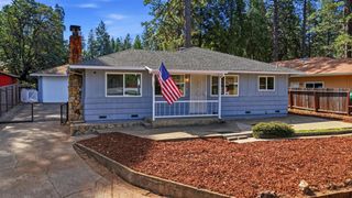 6298 Fairview Dr, Pollock Pines, CA 95726