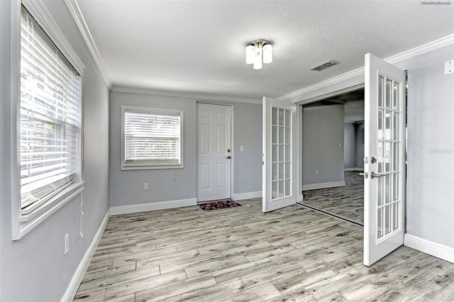 1106 SOUTHERN PINE LANE, Sarasota, FL 34243