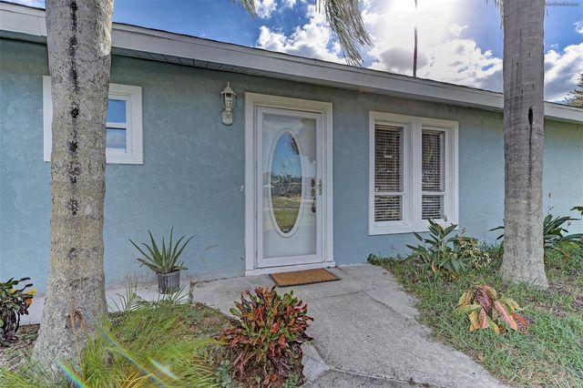 1106 SOUTHERN PINE LANE, Sarasota, FL 34243