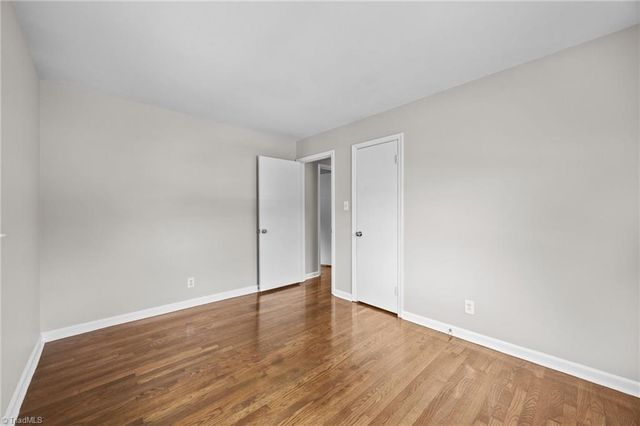 2957 Bainbridge Drive, Winston-salem, NC 27105