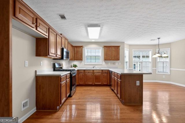 142 Bent Ridge Drive S, Dawsonville, GA 30534