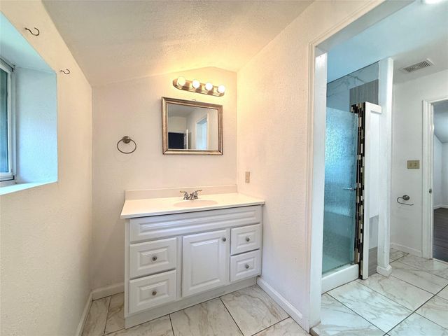 421 Sidney Street 1, Houston, TX 77003