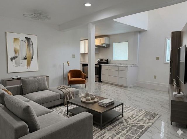 421 Sidney Street 1, Houston, TX 77003