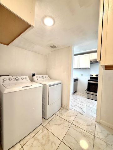 421 Sidney Street 1, Houston, TX 77003