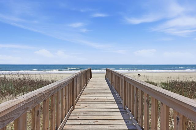 1229 Norris Drive, Pawleys Island, SC 29585