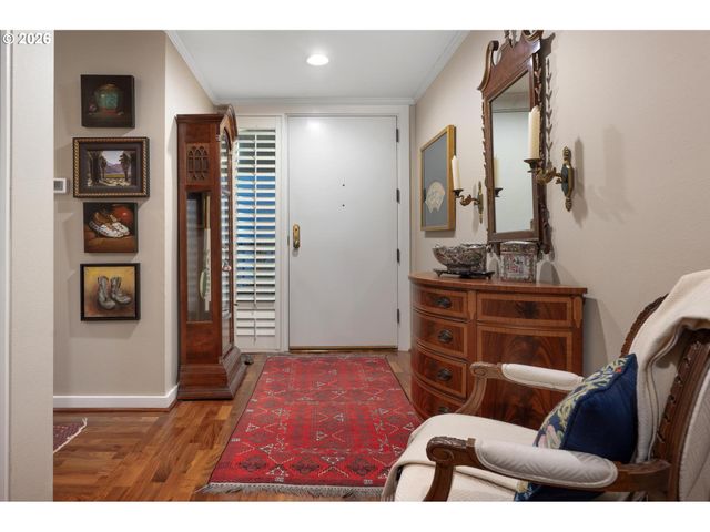 750 Nw WESTOVER Sq, Portland, OR 97210