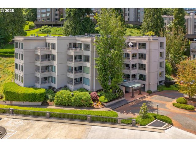 750 Nw WESTOVER Sq, Portland, OR 97210