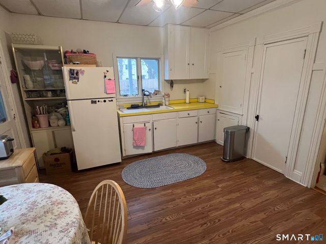 13 Moss Street, Stonington, CT 06379