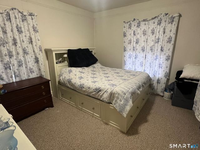 13 Moss Street, Stonington, CT 06379