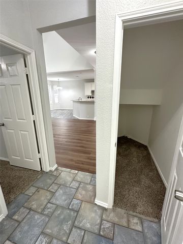 6704 Alderbrook Drive, Denton, TX 76210
