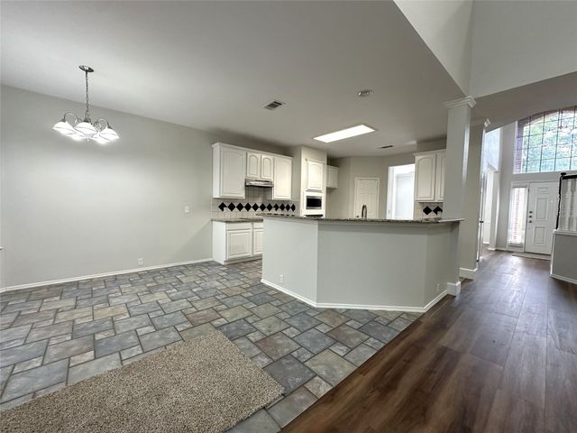 6704 Alderbrook Drive, Denton, TX 76210