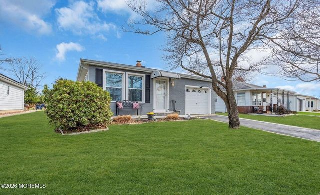 175 Liberta Drive, Toms River, NJ 08757