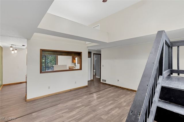 852 Wallace Road, Little Hocking, OH 45742