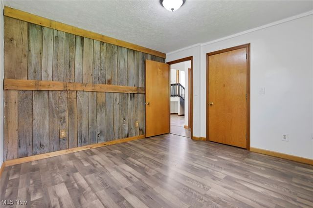 852 Wallace Road, Little Hocking, OH 45742
