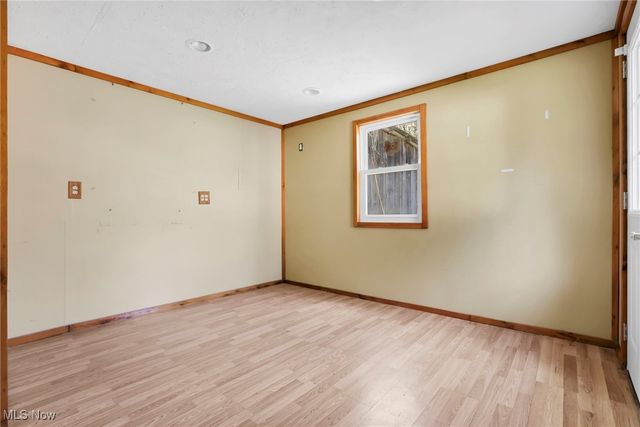 852 Wallace Road, Little Hocking, OH 45742