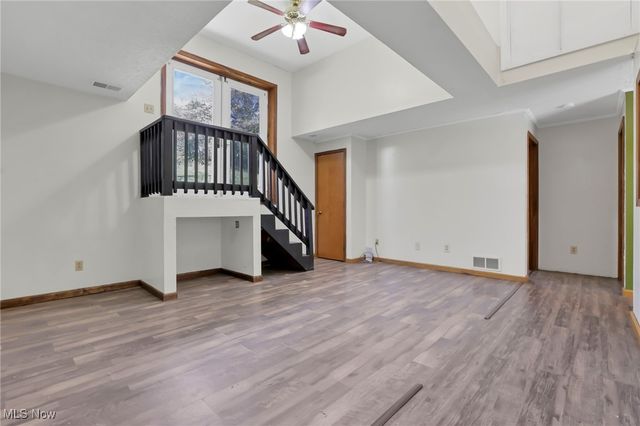 852 Wallace Road, Little Hocking, OH 45742