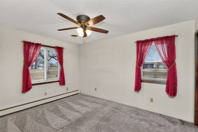 127 NE 70th Place, Ankeny, IA 50023