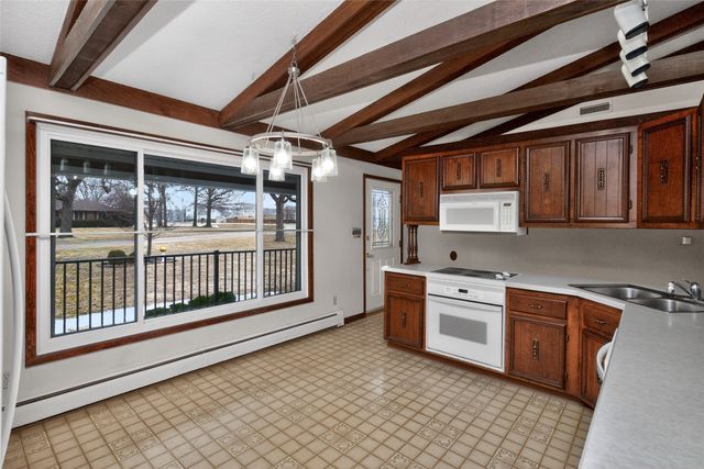 127 NE 70th Place, Ankeny, IA 50023
