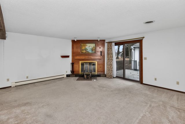 127 NE 70th Place, Ankeny, IA 50023