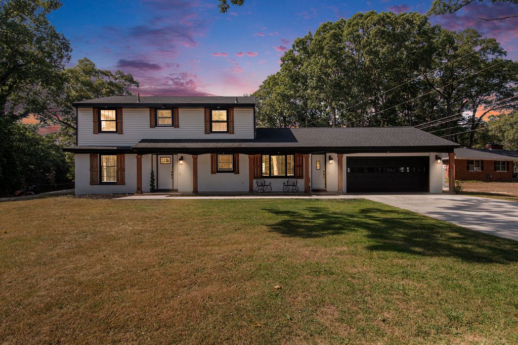4085 Quainton Road, Norton Shores City, MI 49441