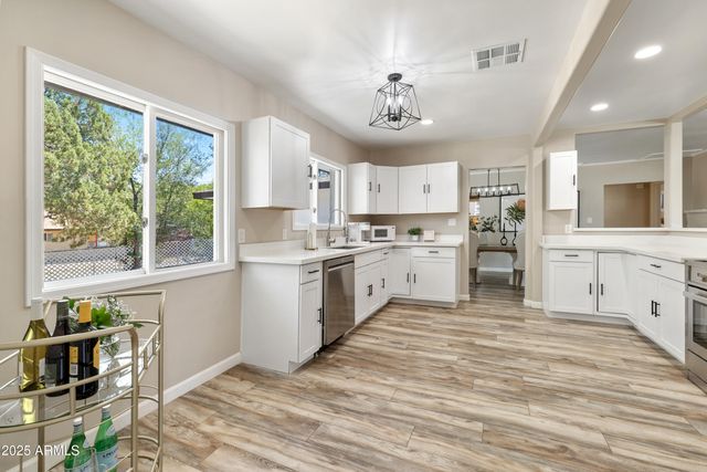 315 ROBINSON Drive, Prescott, AZ 86303