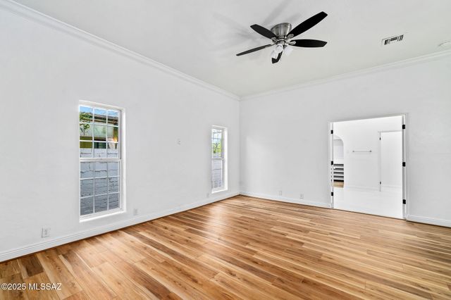 2210 E 6th Street, Tucson, AZ 85719