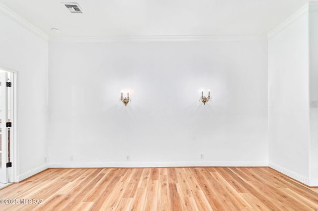 2210 E 6th Street, Tucson, AZ 85719