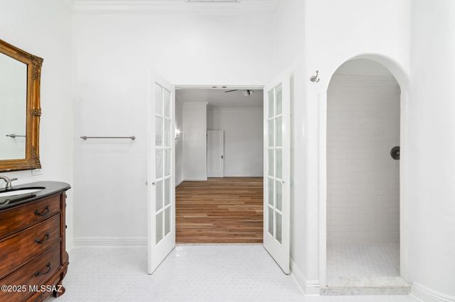 2210 E 6th Street, Tucson, AZ 85719