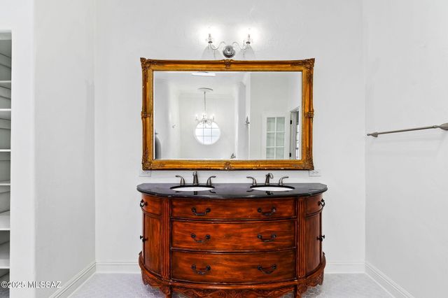 2210 E 6th Street, Tucson, AZ 85719