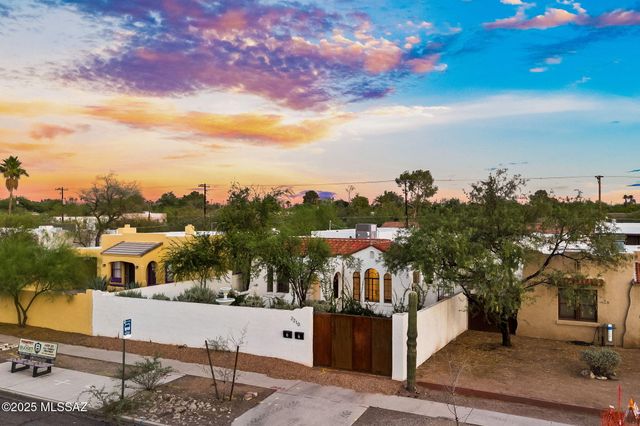 2210 E 6th Street, Tucson, AZ 85719