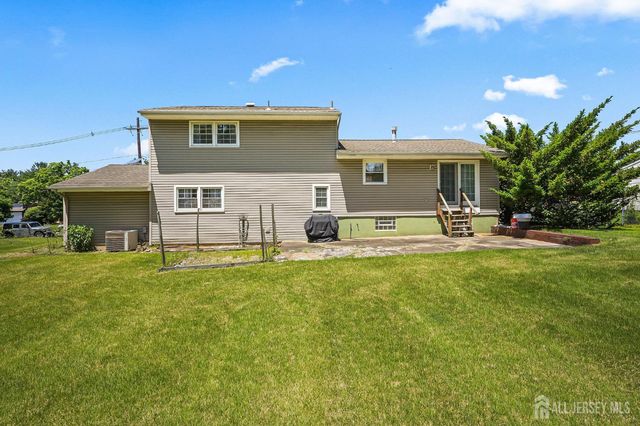 56 Corona Road, East Brunswick, NJ 08816