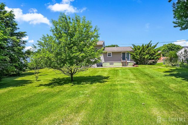56 Corona Road, East Brunswick, NJ 08816