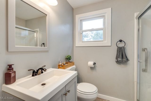 730 Washington Court, Bedford, OH 44146