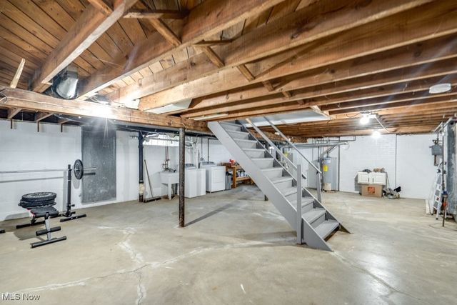 730 Washington Court, Bedford, OH 44146