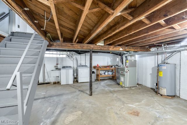 730 Washington Court, Bedford, OH 44146