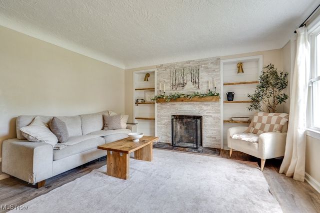 730 Washington Court, Bedford, OH 44146