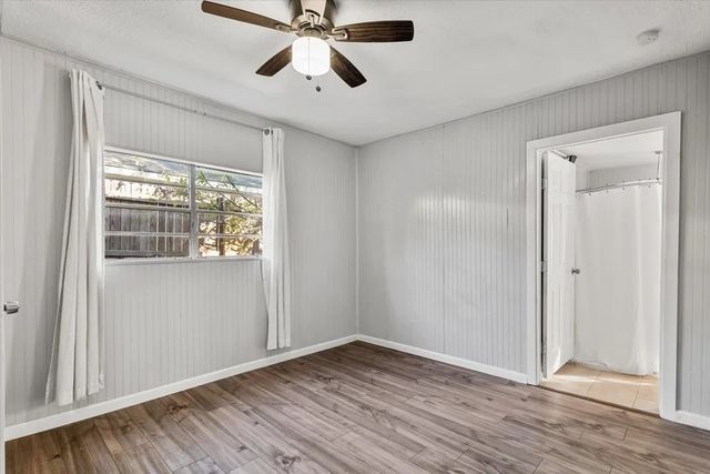306 Hall Street, Whitesboro, TX 76273